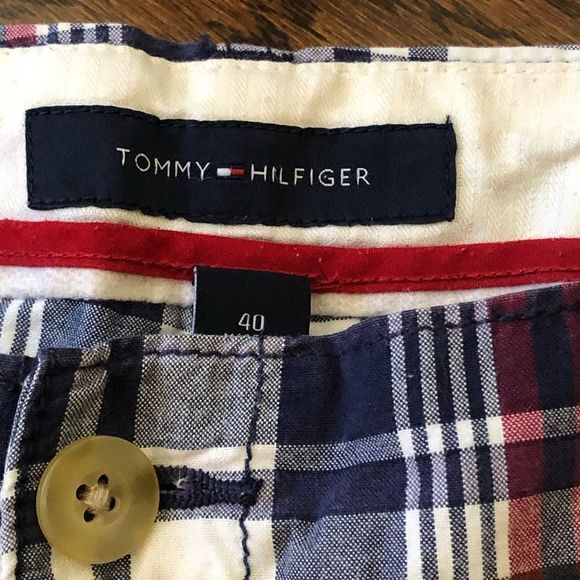 TOMMY HILFIGER Mens Navy Blue Plaid Flat Front Longer Length Chino Shorts Sz 40 - Picture 3 of 6